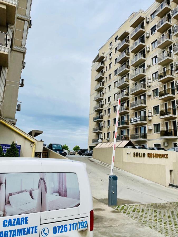 Solid Apartments Mamaia Buitenkant foto