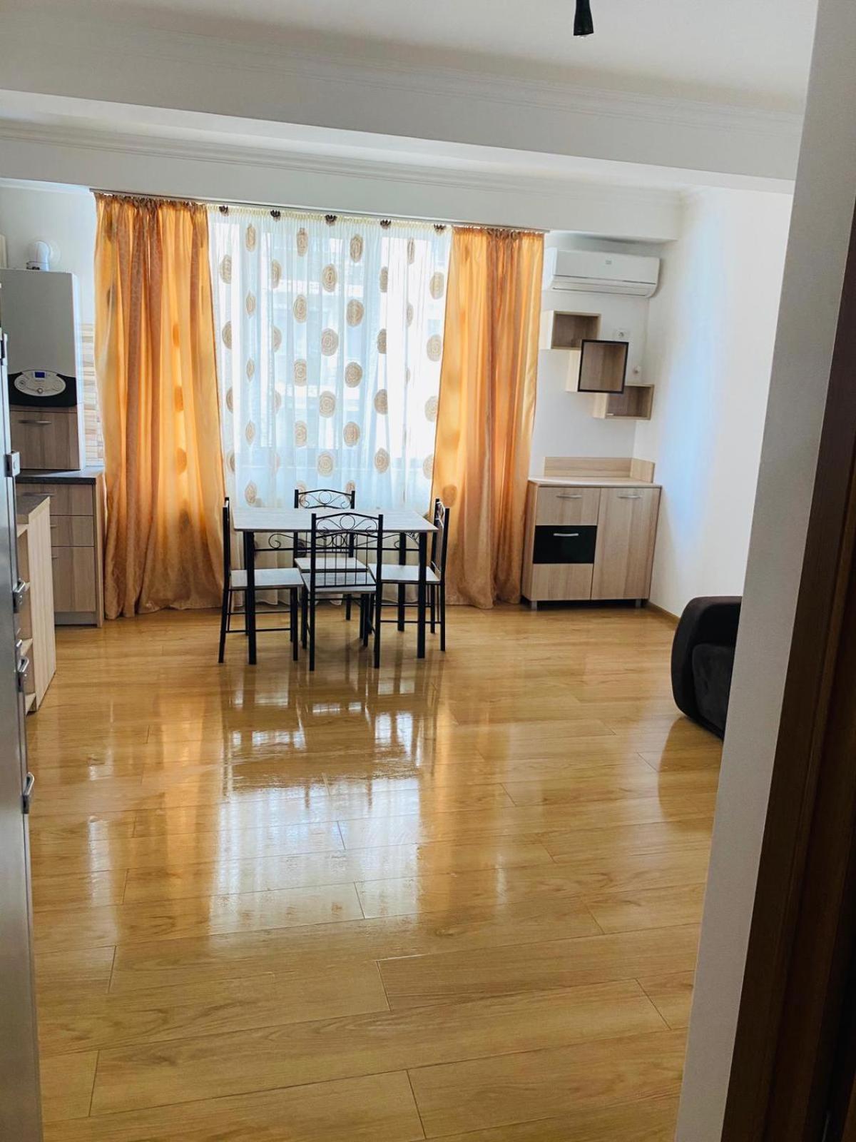 Solid Apartments Mamaia Buitenkant foto