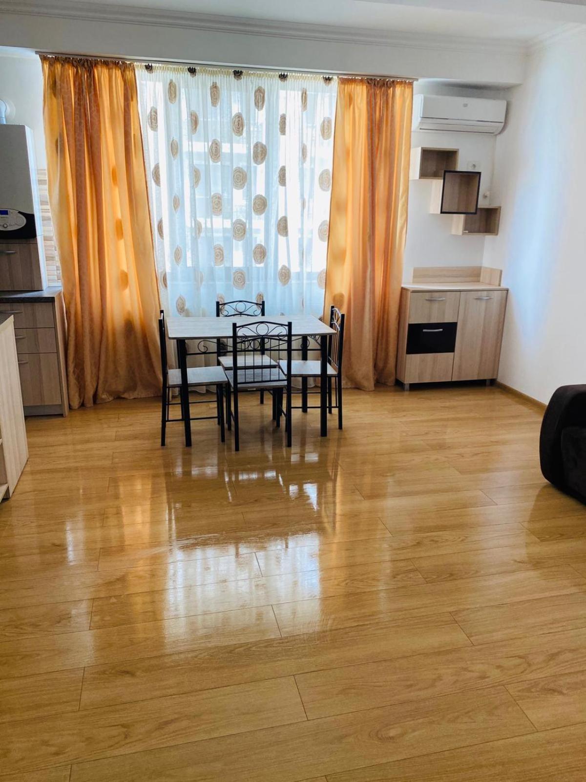 Solid Apartments Mamaia Buitenkant foto
